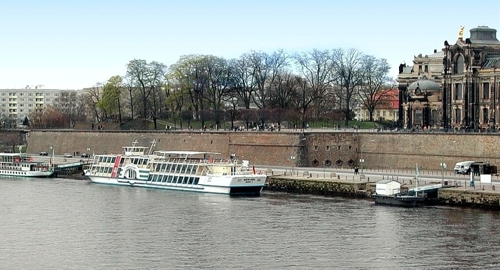 Elbseite der Jungfernbastion