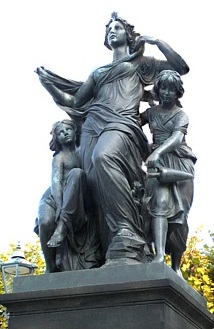 Skulptur Morgen an der Freitreppe der Brühlschen Terrasse