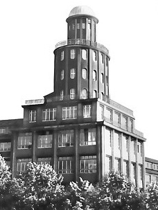 Ernemann-Neubau in Striesen