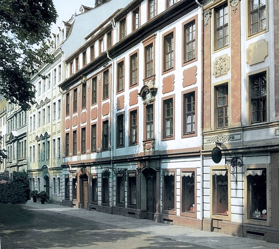 Barocke Bürgerhausfassade an der Hauptstraße