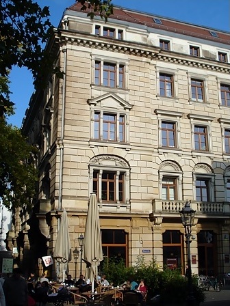 Haus an der Ostseite der Hauptstraße