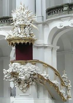 Kanzel der Kathedrale St.Trinitatis
