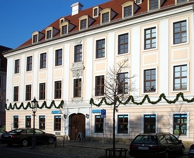 Restaurierte Fassade eines Hauses an der Königstraße