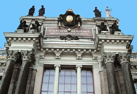 Portal der Kunstakademie