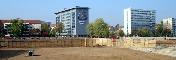 Baugrube der Centrum-Galerie