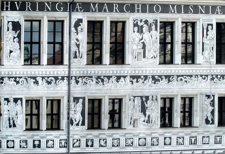 Sgraffito-Malereien im Großen Schlosshof