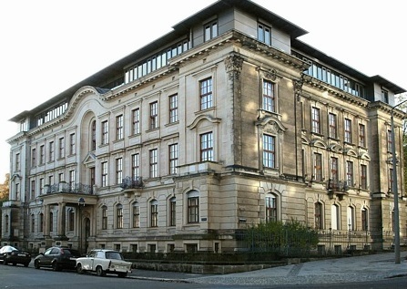 Haus nahe der Russisch-Orthodoxen Kirche