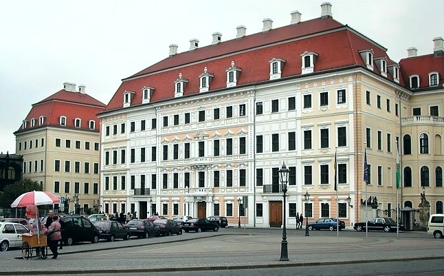 Mittelbau des Taschenbergpalais