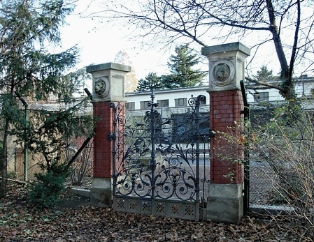 Alter Zoo-Eingang vom Großen Garten her