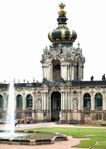 Kronentor des Dresdner Zwingers - Hofseite