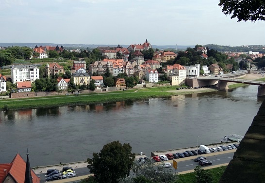 Blick vom Meißner Burgberg auf die Elbe