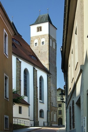 Blick durch die Nikolaigasse zur Nikolaikirche