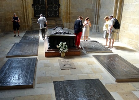 Meißner Dom - Grabplatten in der Fürstenkapelle