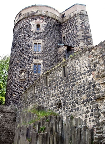 Ostseite des Coselturms der Burg Stolpen