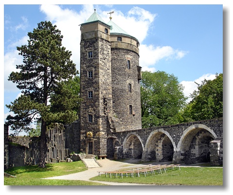 Westseite des Coselturms der Burg Stolpen