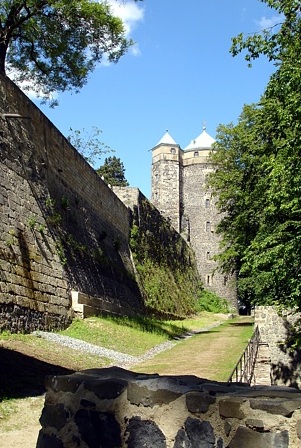 Südseite der Burg Stolpen mit Coselturm